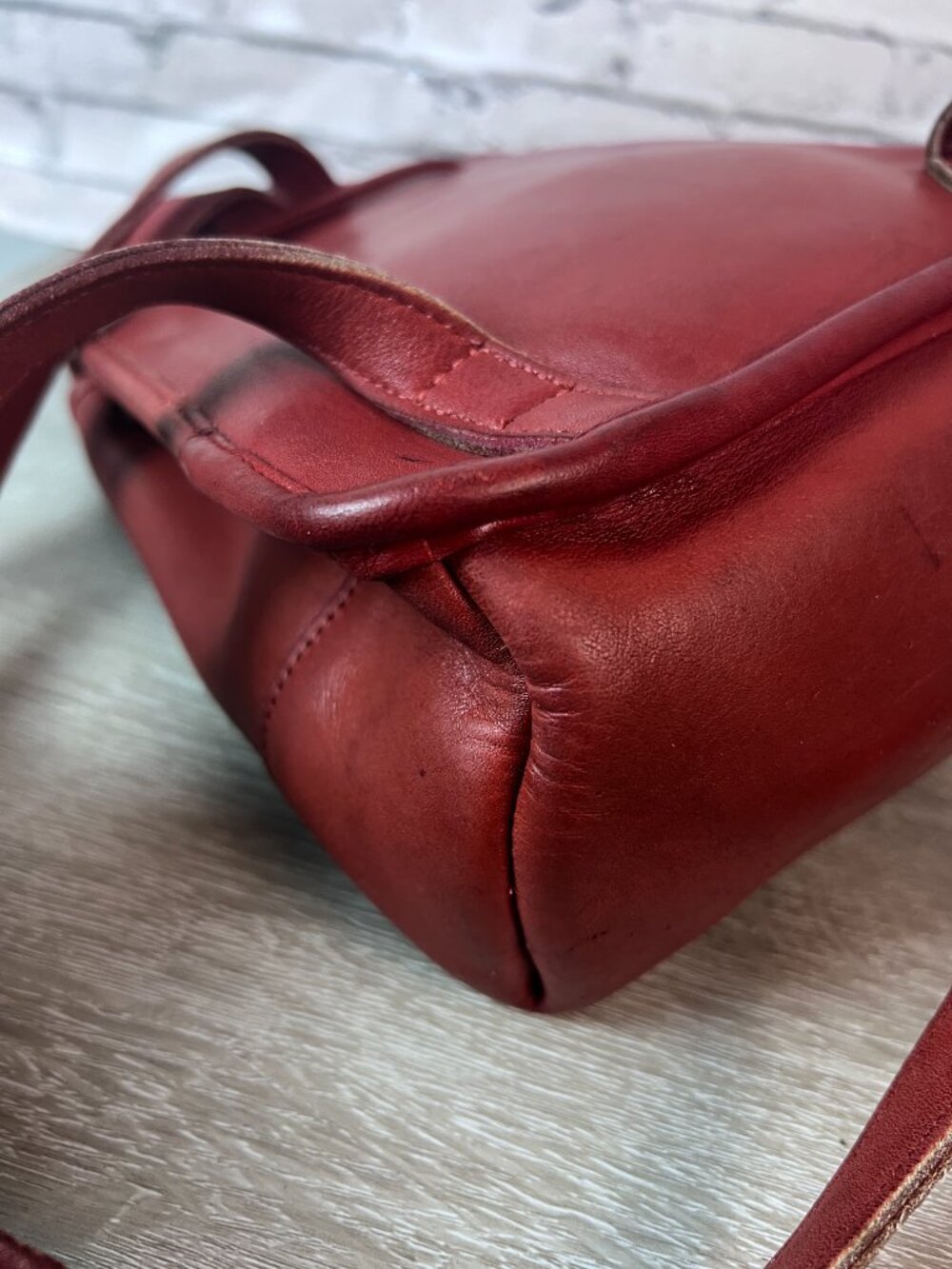 Vintage OLD COACH Backpack Bag Leather Turn Lock Red 9960 - Picture 7 of 10
